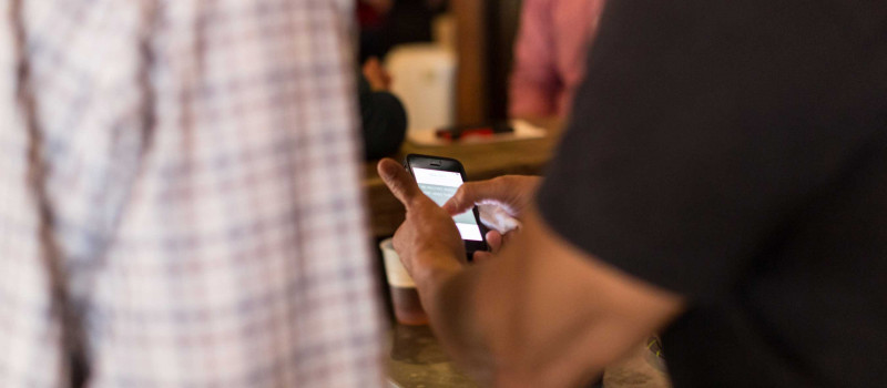 aW1nL2hlcm9lcy9BbmRyZXdBenpvbGluaS5qcGc=