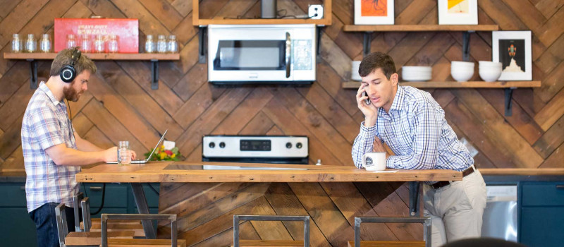 aW1nL2hlcm9lcy9Db3dvcmtpbmdJbmV4cGVuc2l2ZVNvbHV0aW9uLmpwZw==