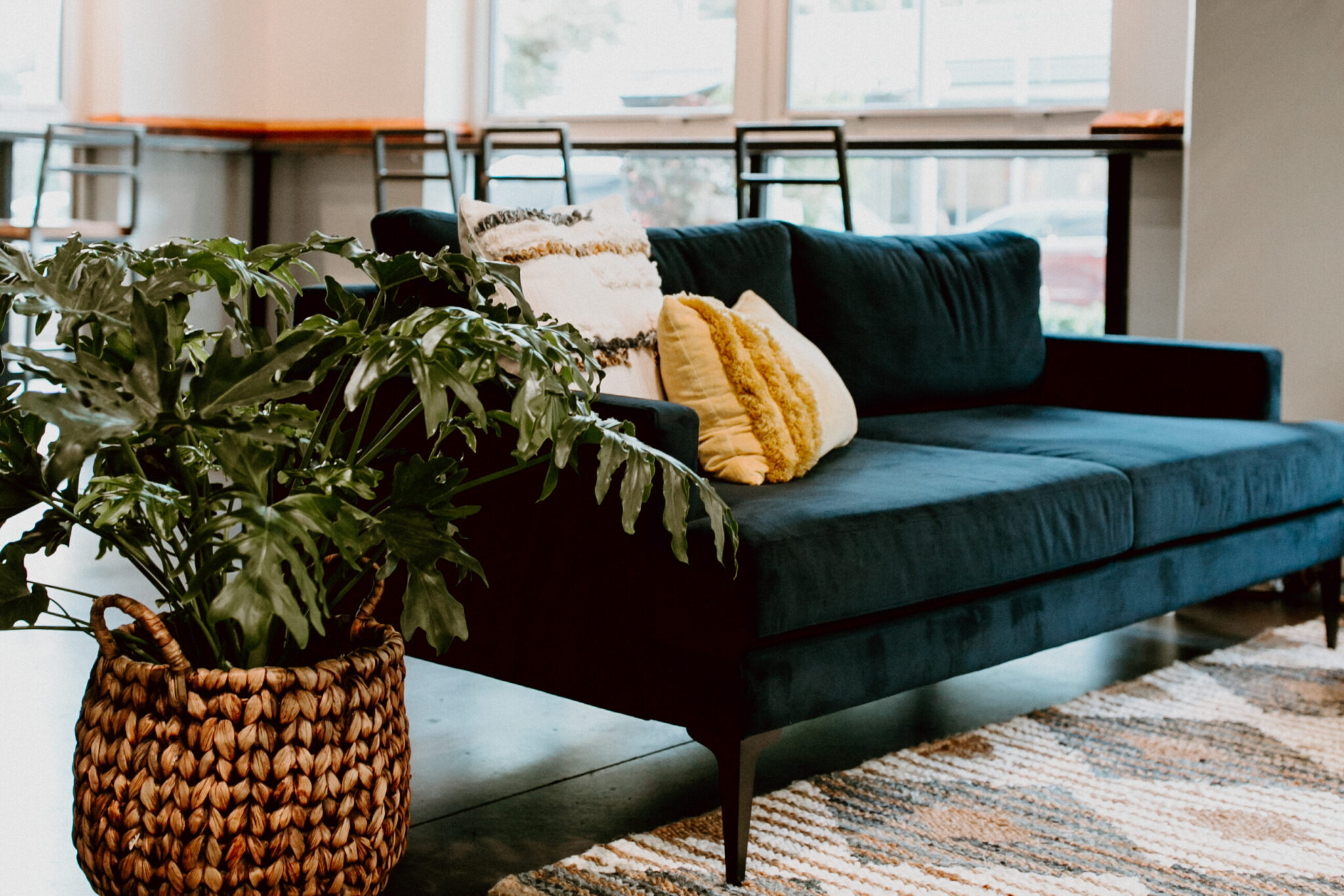 How to Make Your Office Feel More Like Home Common Desk