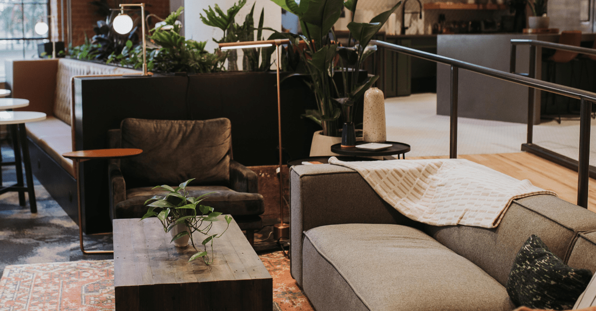 How to Make Your Office Feel More Like Home Common Desk